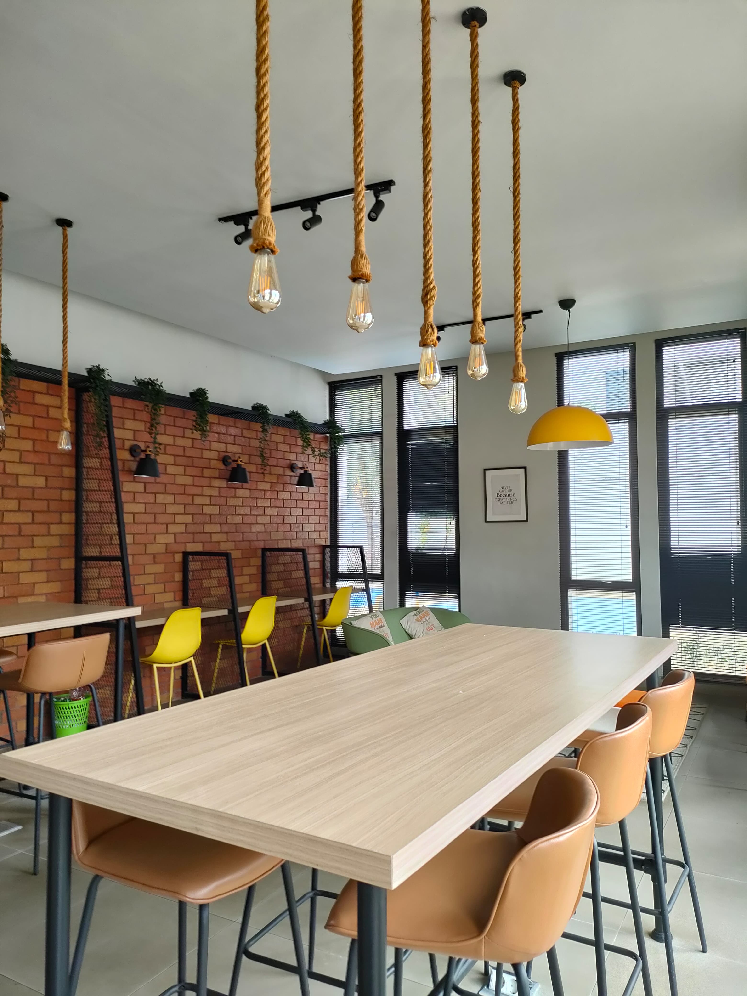 Area Dapur Umum Alfarobi Kost Citra Raya Tangerang